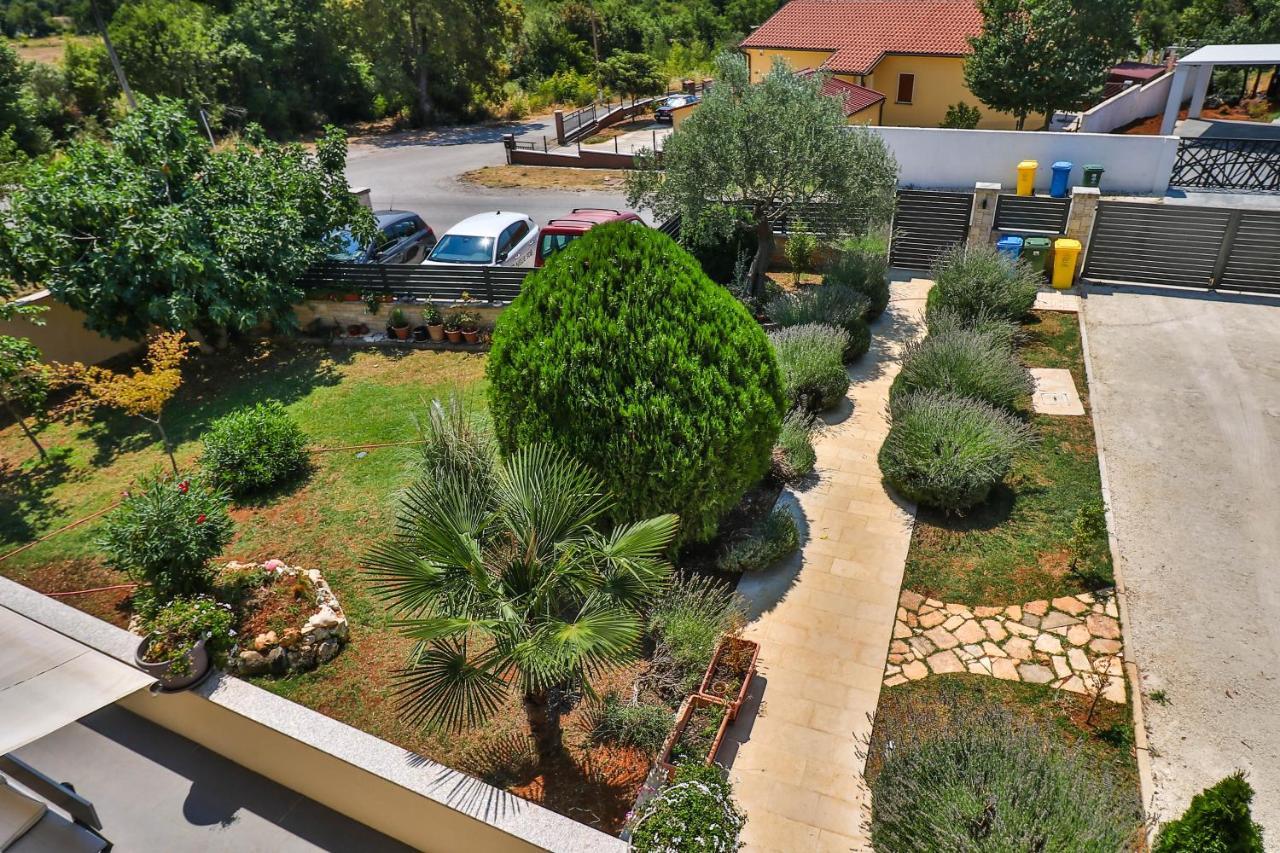Sonnengarten Floor 2 Marčana Esterno foto